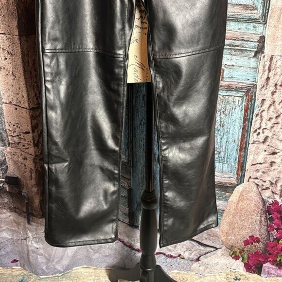 Gap NWT faux leather Cheeky Straight Sky High pants, size 8 R - Picture 6 of 13